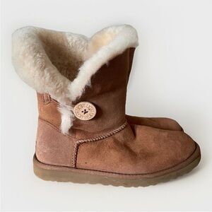 UGG Bailey Button Shearling Fur Lined Foldover Suede Boots Womens US 7